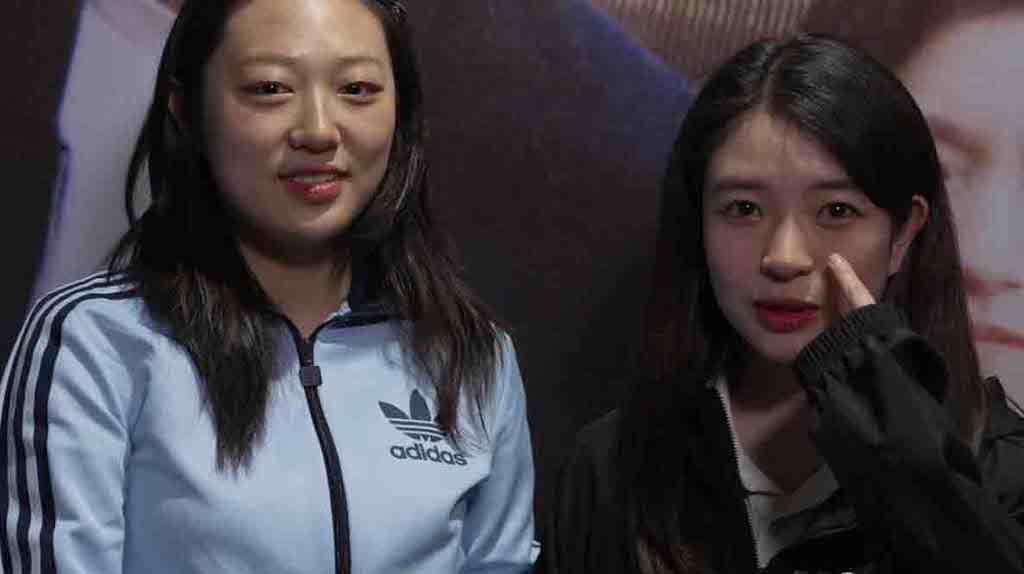 [나를 모르는 그녀의 세계에서]리뷰 포스터